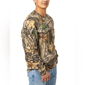New! Boho Field & Stream Men's Woodland Camo Long Sleeve Shirt. XL